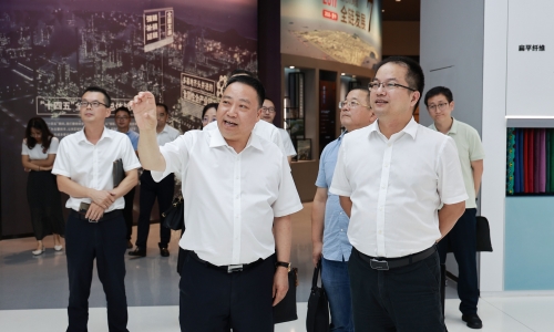 浙江省總工會黨組成員、副主席施科蒞臨桐昆調(diào)研