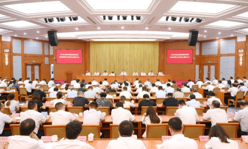 按下“智造+創(chuàng)新” 加速鍵，桐昆響應(yīng)號召匯聚新質(zhì)生產(chǎn)力強勁動能！